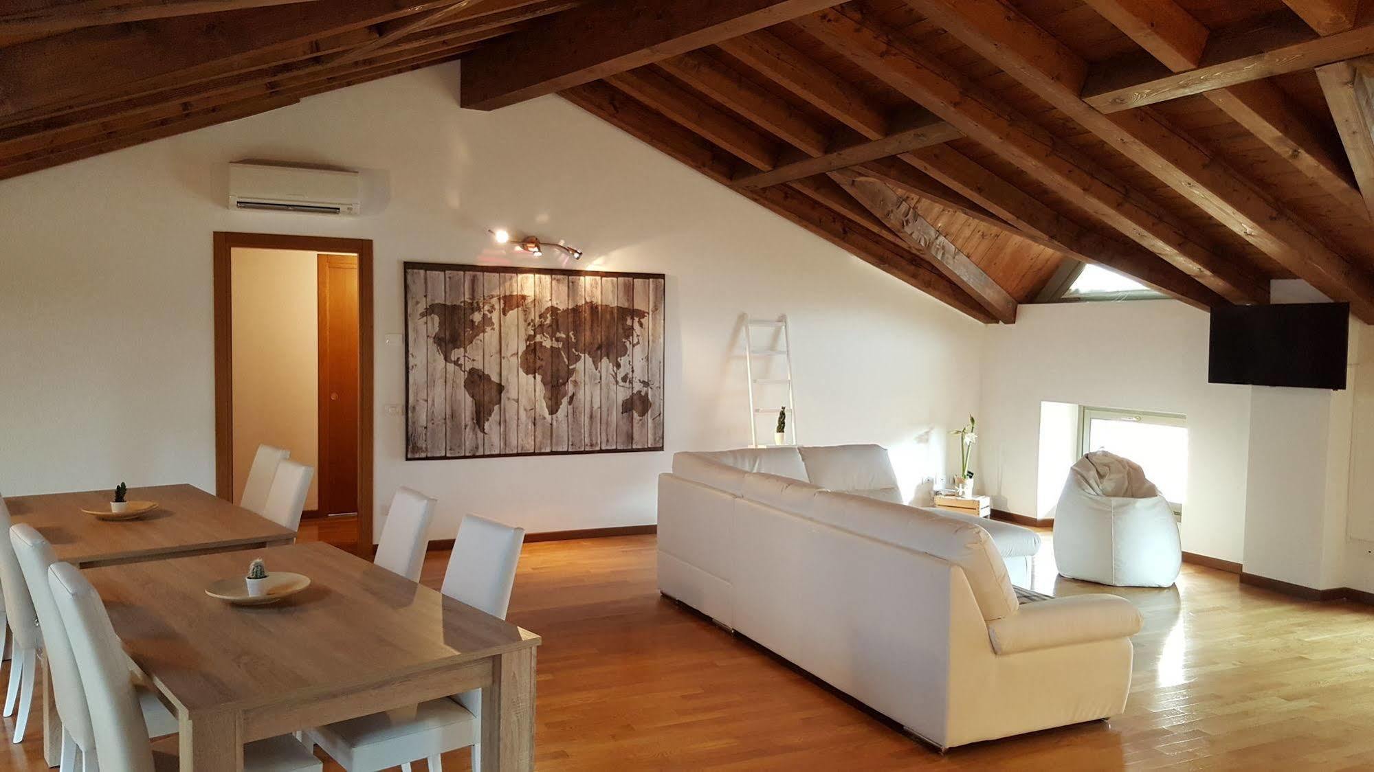 Guest house Donizetti Royal 3*